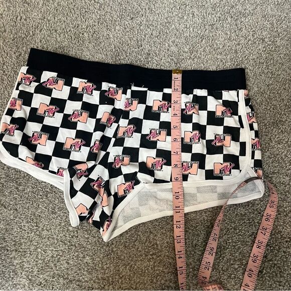 NWOT MTV logod pajama bottoms - Picture 9 of 10